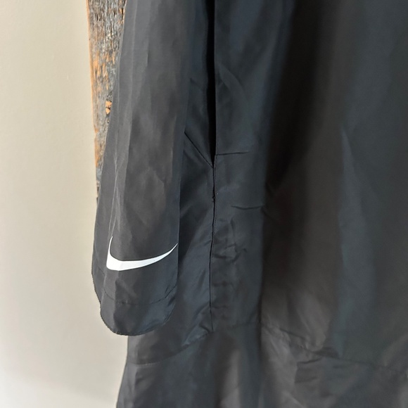 Men's Nike Colts Football Light Weight Half Zipper Short Sleeve Jacket - Picture 4 of 6